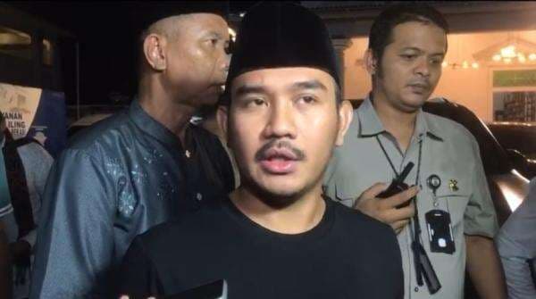 Rencana Kang Dedi Mulyadi Soal Sekolah Jam 6 Pagi, Bupati Bekasi: Orang-orang Belum Bangun! Rencana Kang Dedi Mulyadi Soal Sekolah Jam 6 Pagi, Bupati Bekasi: Orang-orang Belum Bangun!