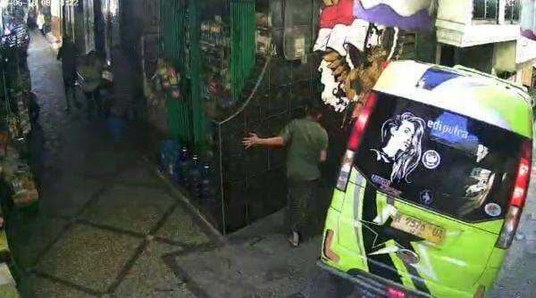 BREAKING NEWS Kecelakaan Maut Mobil Muatan Cabai Rem Blong Lindas Wanita Hingga Tewas