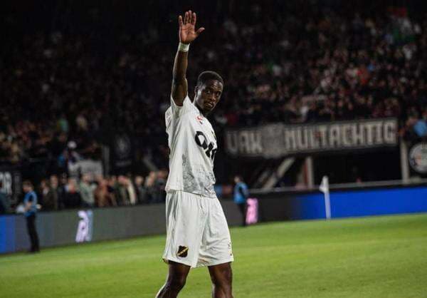 Persib Bandung Datangkan Bek Timnas Belanda di Piala Dunia 2014 Terence Kongolo?