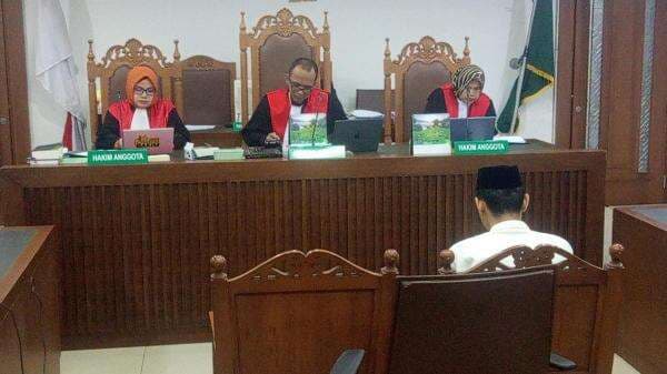 Rusak Mobil Pegawai Kemendagri saat Demo Agustus, Dua Terdakwa Divonis 7 Bulan Penjara