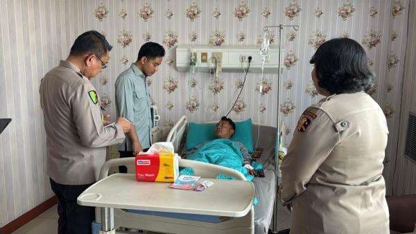 Jenguk Korban Demo Ricuh, Gibran Datangi RS Polri hingga RSCM