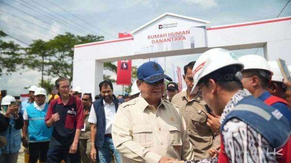 Prabowo Tinjau Progres Huntara Aceh Tamiang, Hutama Karya Turut Berkontribusi