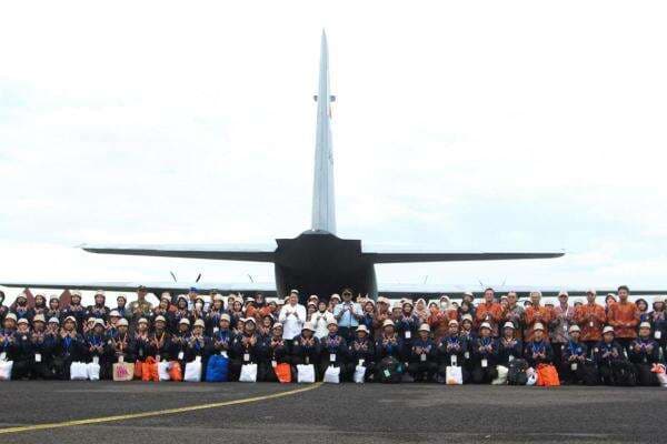 Kepala BPS Lepas 120 Mahasiswa STIS ke Wilayah Terdampak Bencana Sumatera