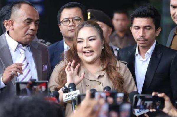 Breaking News! Lisa Mariana Ditangkap Polda Jabar Terkait Dugaan Video Porno
