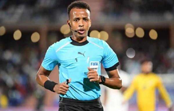 Wasit Piala Afrika 2025 Dicoret Mendadak Jelang Nigeria vs Aljazair Gara-Gara Salah Pakai Sepatu, Kok Bisa?