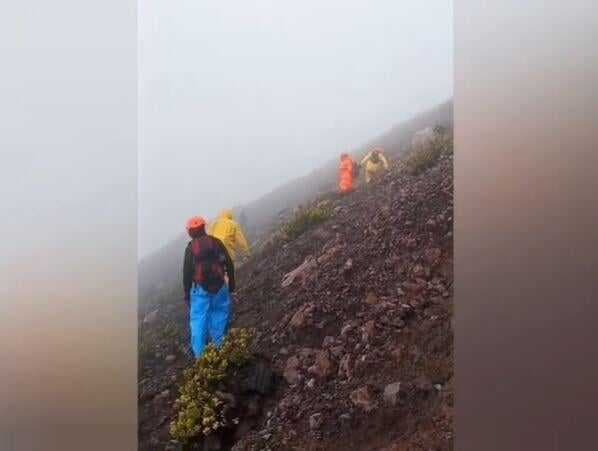 Syafiq Ridhan Pendaki Hilang di Gunung Slamet Ditemukan Tewas di Lereng Puncak Selatan
