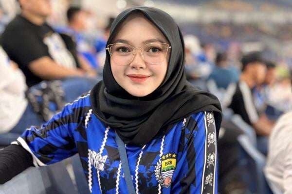 Prediksi Persib Bandung vs PSBS Biak Versi Bobotoh Cantik: Maung Bandung Menang 3-0!