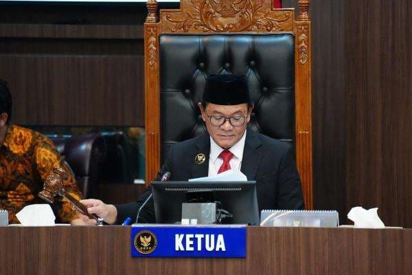 Terbukti Selingkuh dan Terima Pungli, Anggota KPU OKU Timur Resmi Dipecat