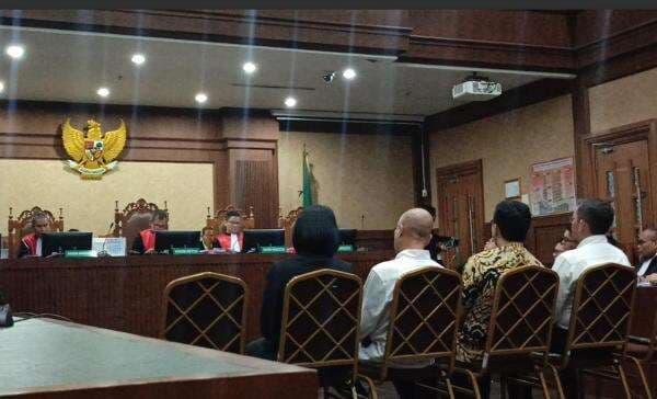 Ary Bakri dkk Didakwa Suap Hakim Rp40 Miliar Terkait Vonis Lepas CPO