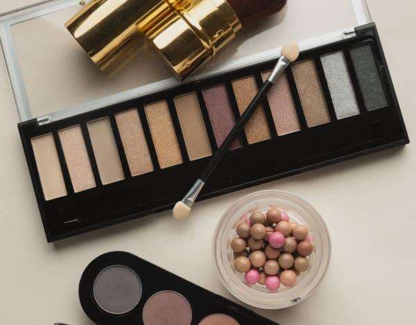 Tips Makeup, 5 Langkah Sederhana Cocok untuk Pesta Tahun Baru maupun di Rumah Saja