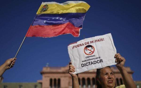 AS Serang Venezuela, Kemlu Minta WNI Tetap Tenang namun Waspada