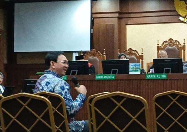 Ahok Tantang Jaksa Periksa Presiden di Sidang Korupsi Tata Kelola Minyak Mentah