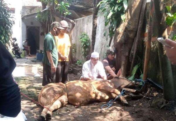 PW DMI Jabar Salurkan Daging Kurban ke Daerah Kumuh Kota Bandung