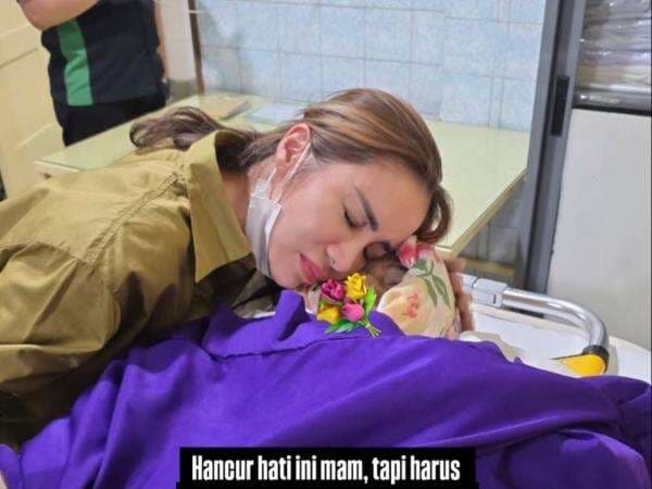 Kabar Duka, Ibu Momo Geisha Meninggal Dunia
