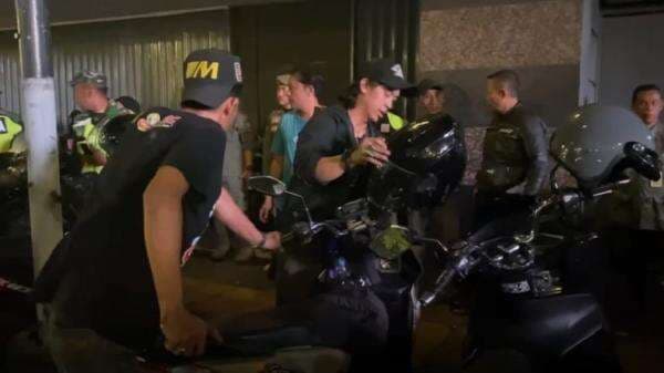 Tertibkan Kawasan Asia Afrika, Wali Kota Bandung Temukan Ratusan Kendaraan Parkir di Trotoar