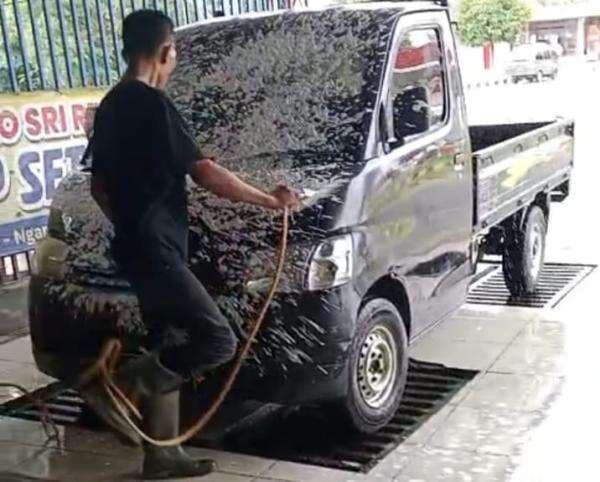 Peluang dan Strategi Sukses dalam Bisnis Cuci Mobil