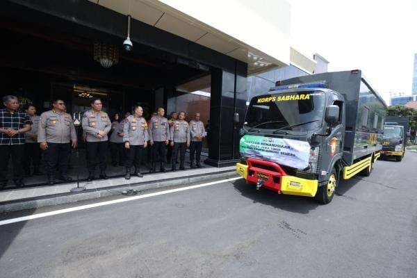 Polda Jatim Kirim Bantuan untuk Pengungsi Semeru, Prioritaskan Balita dan Lansia