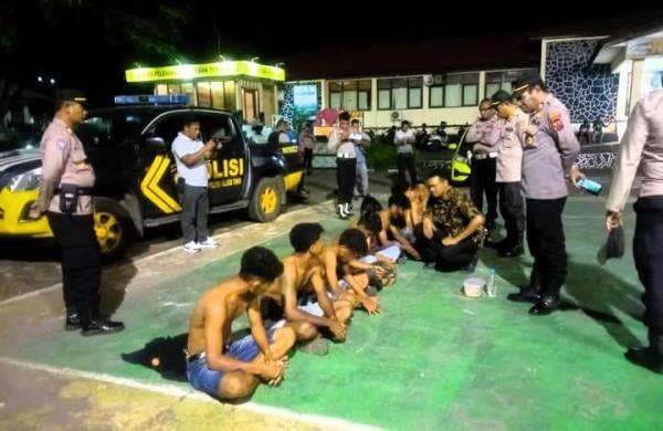 Konsumi Miras di Area Publik, Delapan Remaja Diringkus Satgas Operasi Pekat