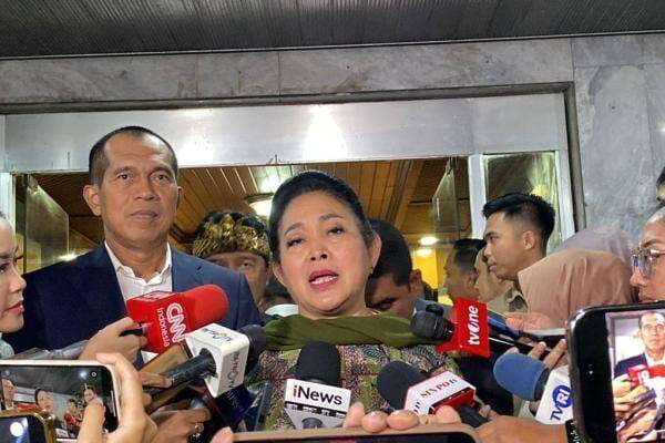 Titiek Soeharto ke Pengusaha: Cari Makan Tempat Lain, Setop Tebang Pohon!