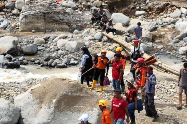 Ekonomi Terpukul! Kerugian Bencana Sumatera Ditaksir Tembus Rp68,67 Triliun Ekonomi Terpukul! Kerugian Bencana Sumatera Ditaksir Tembus Rp68,67 Triliun