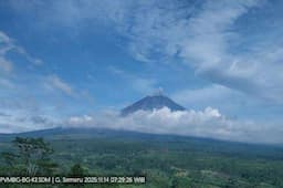 Gunung Semeru Meletus Hari Ini, Lontarkan Abu Vulkanik 500 Meter