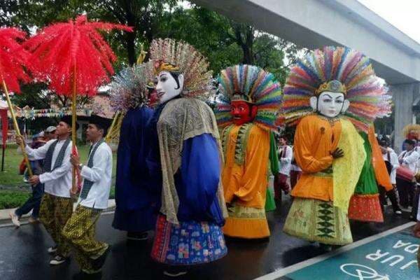 Pemprov Jakarta Gelar Atraksi Budaya Betawi di CFD Rasuna Said