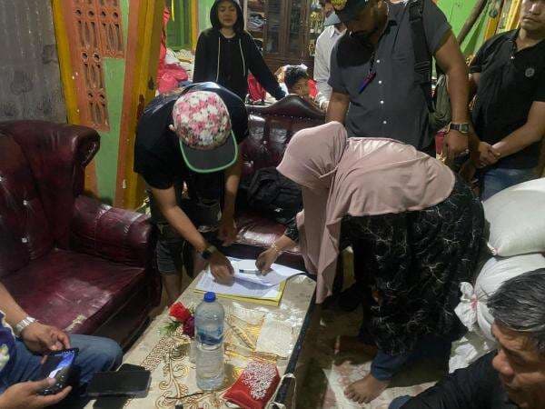 Tertangkap Usai Curi Tas Jamaah di Masjid, Wanita 50 Tahun Diamankan Polisi