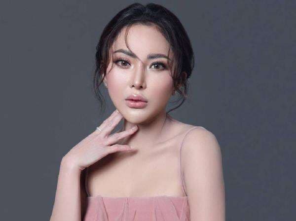 Ayu Aulia Ngaku Depresi usai Dihujat Jadi Tim Kreatif GBN-MI