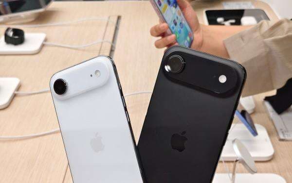 Penjualan Kurang Memuaskan, Apple Akan Pangkas Produksi iPhone Air 1 Juta Unit