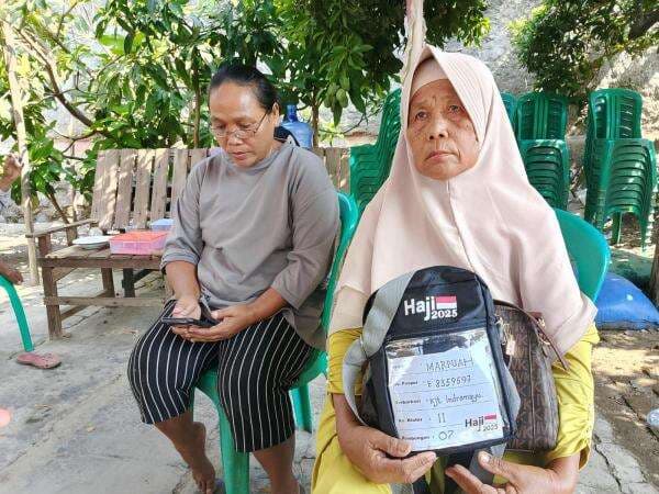 Nenek Hebat, Bisa Naik Haji Berkat Jualan Jajanan Tradisional Khas Indramayu Nenek Hebat, Bisa Naik Haji Berkat Jualan Jajanan Tradisional Khas Indramayu