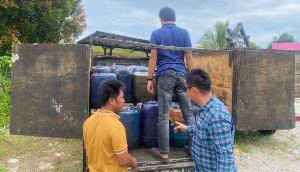 Polisi Bongkar Penyeludupan BBM Ilegal Lintas Provinsi di Luwu Timur, Sita 54 Jeriken