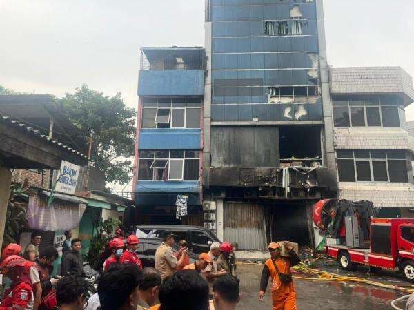 Kebakaran Gedung Terra Drone, Seorang Ibu Hamil Jadi Korban