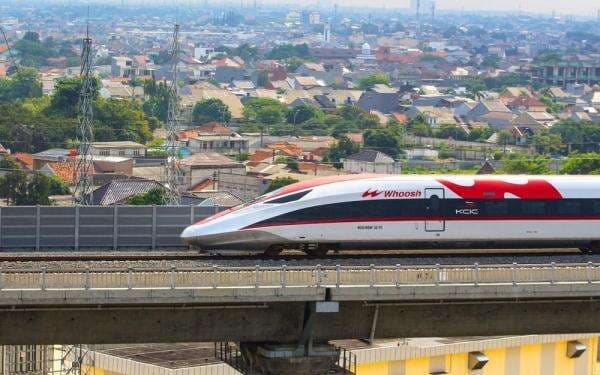 Puncak Arus Balik Libur Tahun Baru, 15 Ribu Tiket Whoosh Terjual 