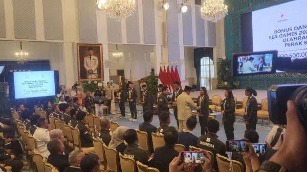 Serahkan Bonus Rp1 Miliar untuk Peraih Emas SEA Games 2025, Presiden Prabowo Ucapkan Terima Kasih