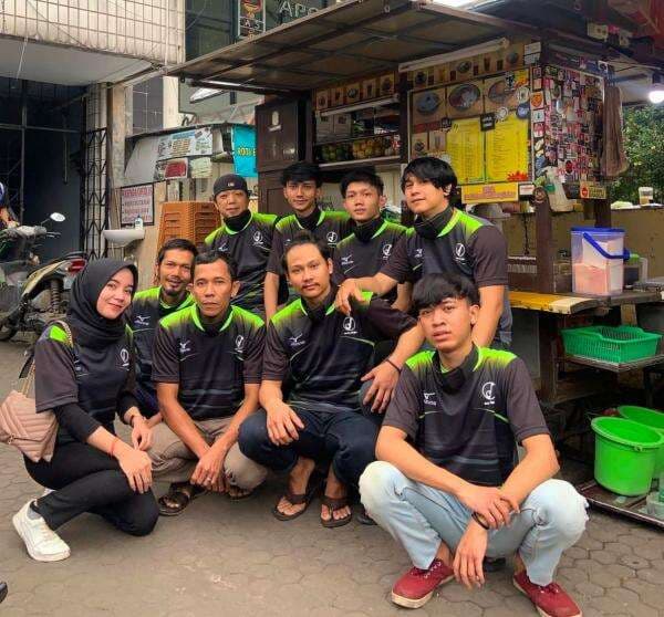 Warung Dongko, Tempat Nongkrong Seru dengan Makanan Sehat dan Harga Terjangkau!