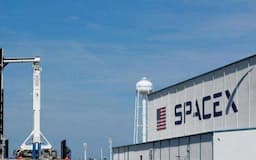 SpaceX Berencana IPO pada 2026, Bidik Valuasi Rp25 Kuadriliun