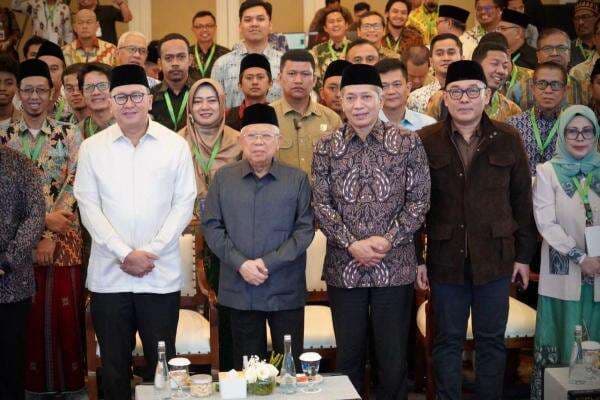 Rosan Roeslani dan Ferry Juliantono Terpilih Jadi Pimpinan Masyarakat Ekonomi Syariah