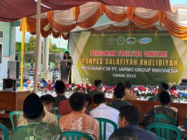 Pertama Kali di Ponpes, PT IAPMO Bantu Renovasi Fasilitas Sanitari Pondok Pesantren di Tuban