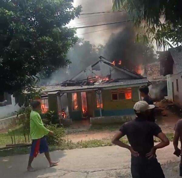 Rumah Warga di Tenjo Bogor Ludes Terbakar, Diduga Korsleting Listrik