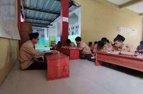 Mengenal Pola Hidup Santri di Pondok Pesantren: Dari Shalat Berjamaah hingga Belajar Malam