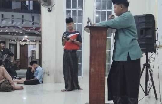 5 Contoh Teks Lomba Dai Cilik Singkat dan Lucu Beragam Tema, Lengkap dengan Hadits 5 Contoh Teks Lomba Dai Cilik Singkat dan Lucu Beragam Tema, Lengkap dengan Hadits