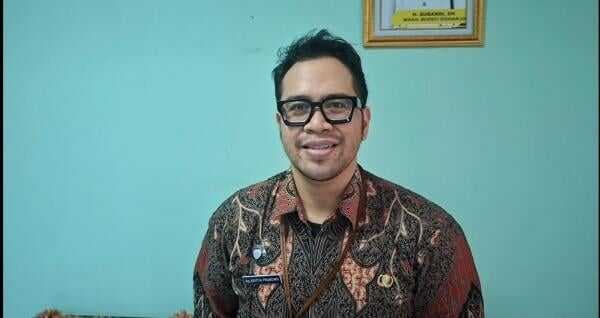 Impian Masa Kecil Jadi Nyata, Kisah Inspiratif Aditya, Dokter Gigi yang Jadi Kebanggaan Sidoarjo Impian Masa Kecil Jadi Nyata, Kisah Inspiratif Aditya, Dokter Gigi yang Jadi Kebanggaan Sidoarjo
