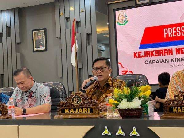 BREAKING NEWS: Jaksa Agung Mutasi Kajari Karawang, Ini Penggantinya