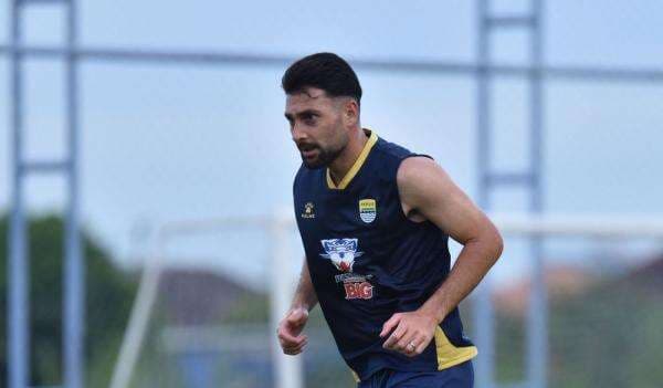 Persib Hormati Keputusan Komdis PSSI soal Frans Putros, Tegaskan Komitmen pada Fair Play