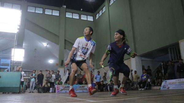 Seru! Dua Legenda Bulu Tangkis Indonesia Berlaga di Turnamen Badminton Kapolres Cup di Pemalang