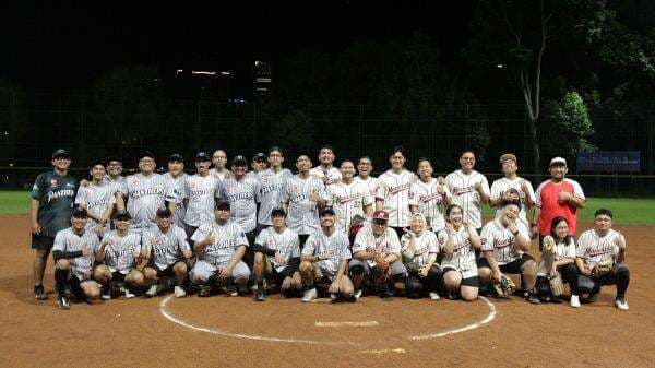 Dukung Pola Hidup Sehat, MNC Insurance Business Group Dukung Komunitas Panthers di Senayan Slowpitch League