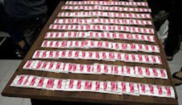 Polisi Gagalkan Peredaran Ribuan Butir Obat Keras di Bitung Polisi Gagalkan Peredaran Ribuan Butir Obat Keras di Bitung