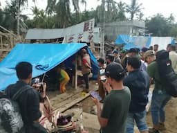 Brimob Operasikan Dapur Lapangan untuk Suplai Makanan Korban Banjir Aceh Tamiang