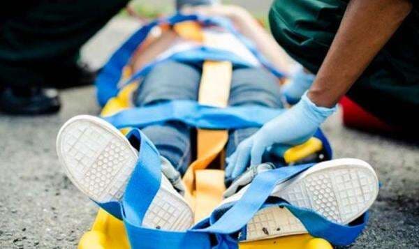 Mobil Seruduk Tenda Maulid di Kembangan Jakbar, Dua Orang Jadi Korban