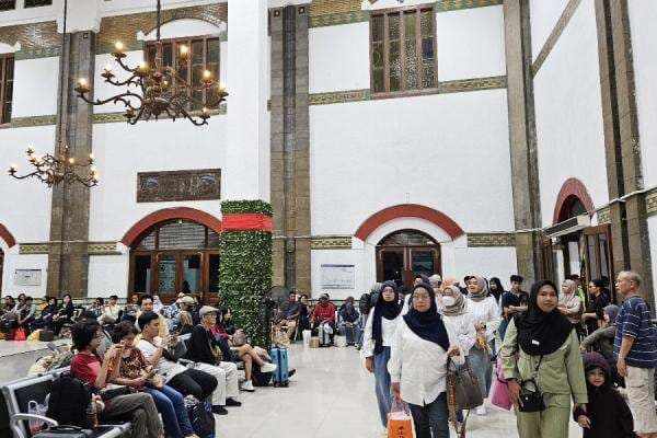 Barang Tertinggal di Kereta atau Stasiun? KAI Hadirkan Layanan Lost and Found